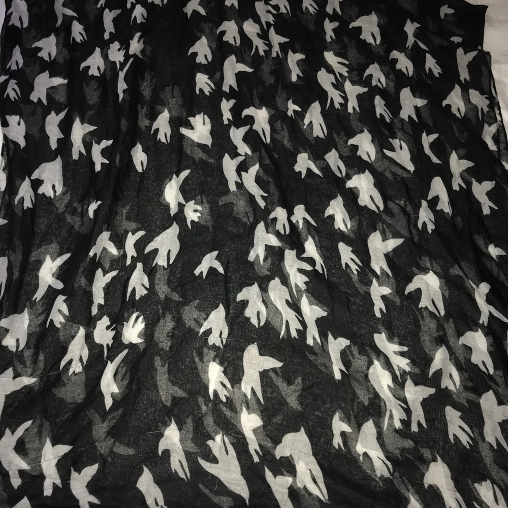 Nordstrom Rack Scarf - Picture 2 of 5
